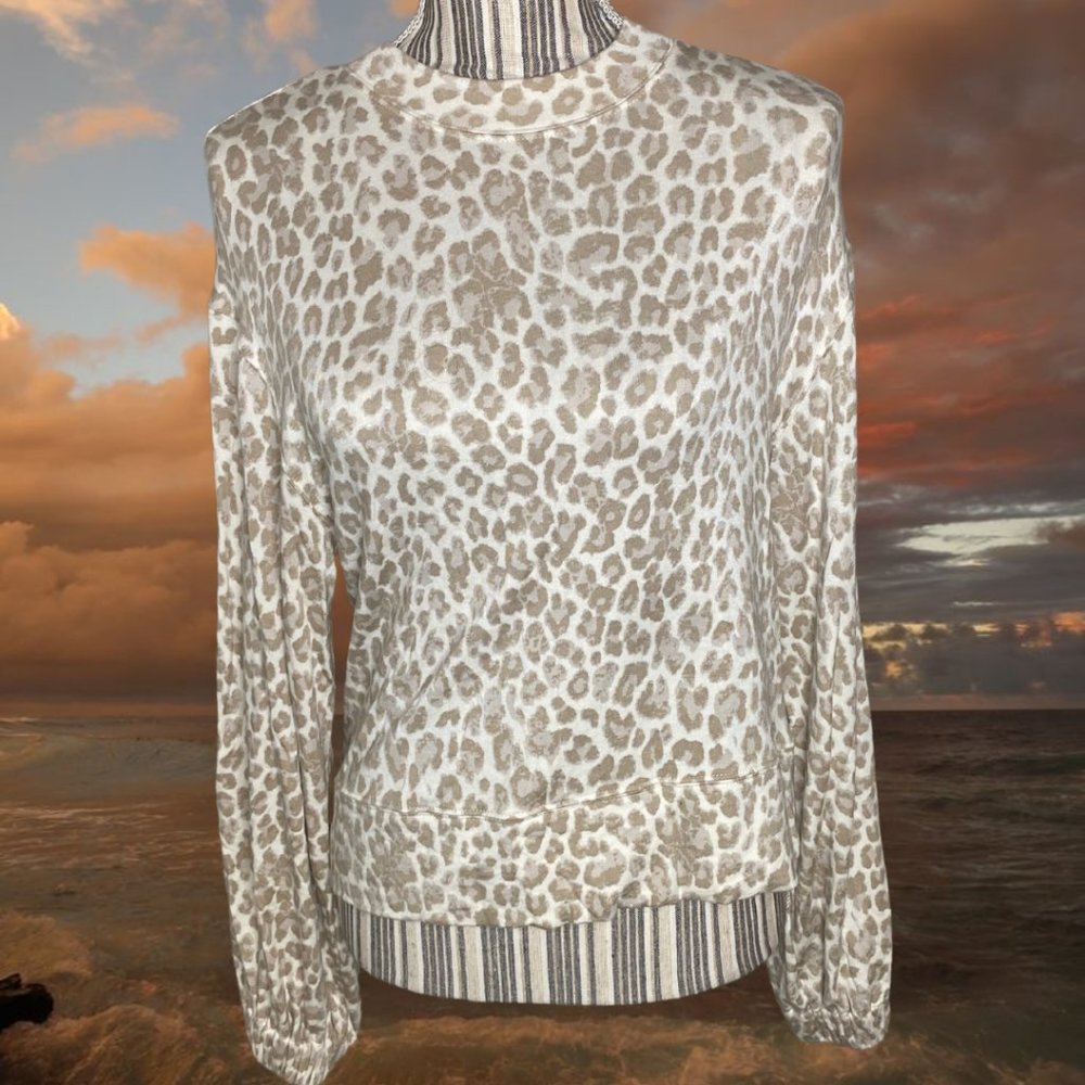NWOT Rachel Zoe Size Small Cream White Leopard Longsleeve Puff Sleeve Sweater